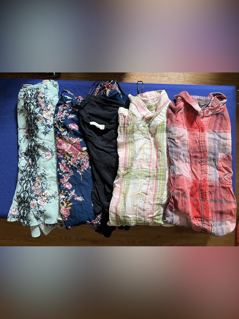 Women's Tops Shirts Bundle Lot of 5 Size Large Floral Plaid Flannel Casual